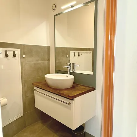 아파트 Modernes Micro-apartment In Kaufering